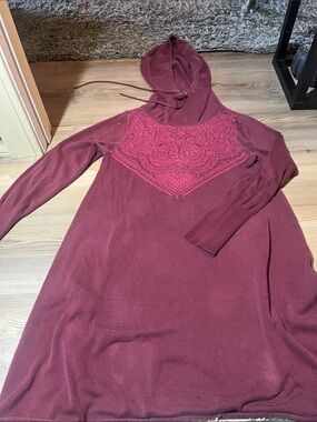 Prana Women’s Maroon Hooded Long Sweater Dress